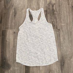 Women’s lululemon tank top